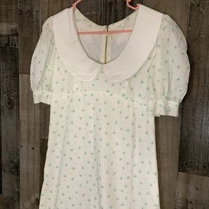 Vintage stunning Hippy flower child maxi prairie dress, very Oregon Trail esque!